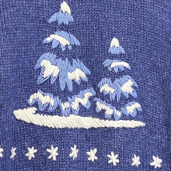 Croft & Barrow L Blue Snowman Winter Christmas Cardigan Embroidered EUC Sweater - Picture 2 of 14